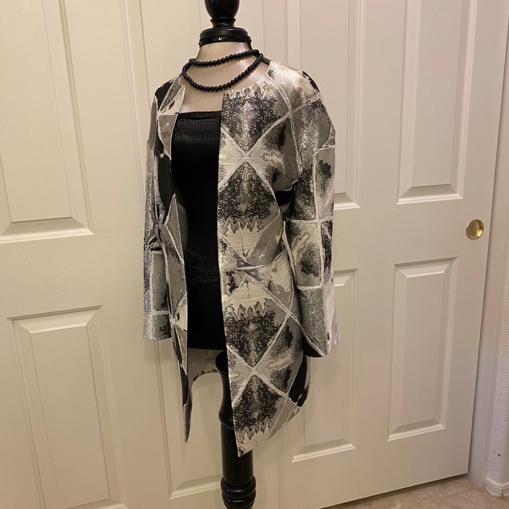 Ladies jacket - Picture 2 of 2